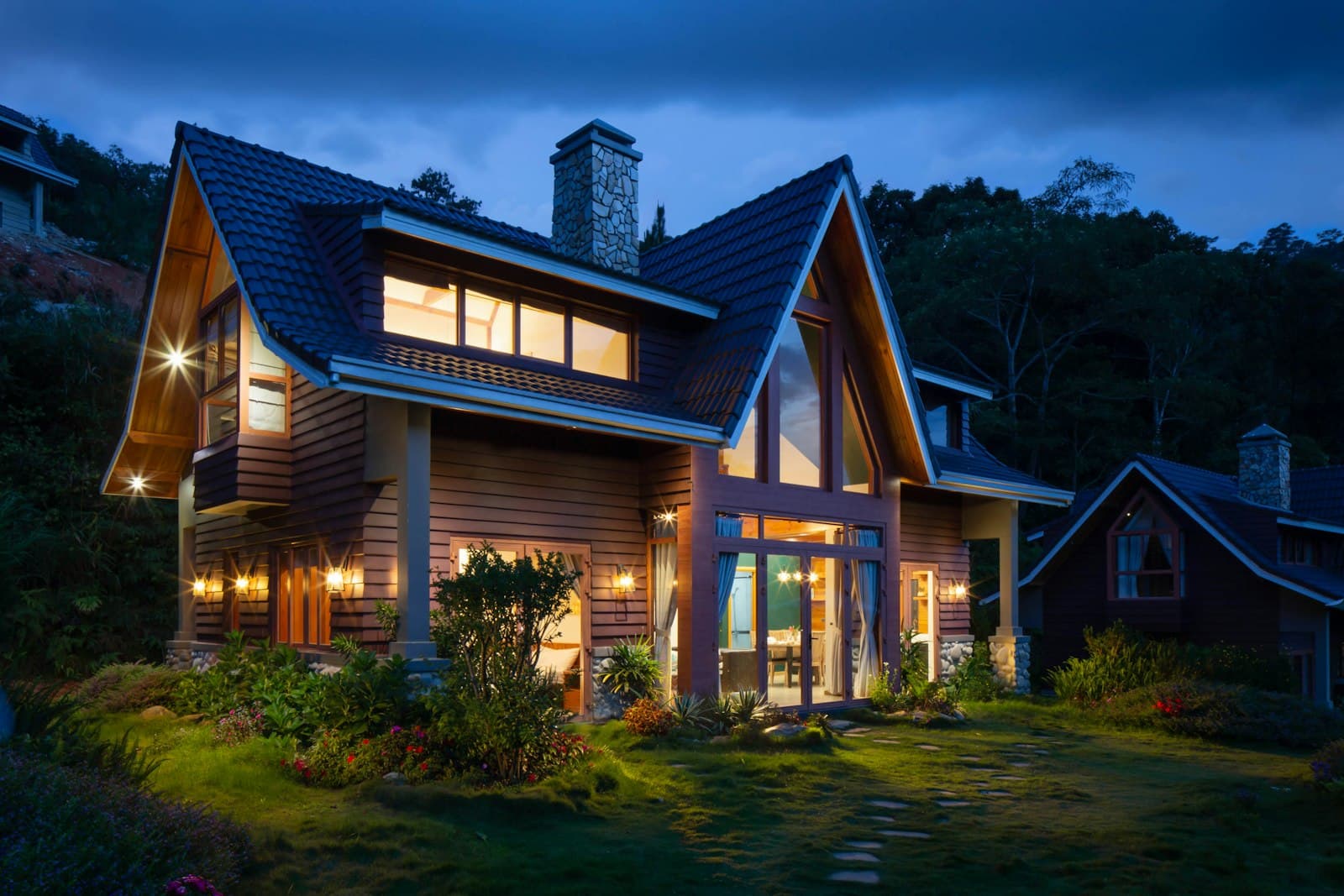 Craftsman house at dusk